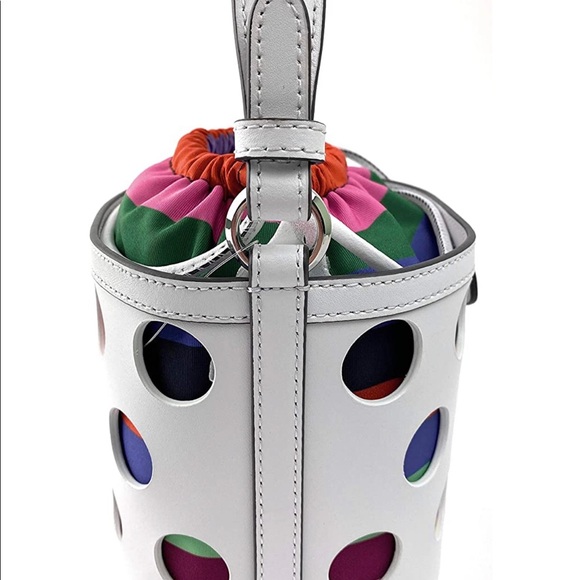 SOLD Kate Spade Small Bucket Pippa perf Dot White - Picture 6 of 9